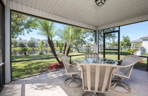 Fruit Cove House | King bed, Water Views, sleeps 8, TVs in every room, public pool.