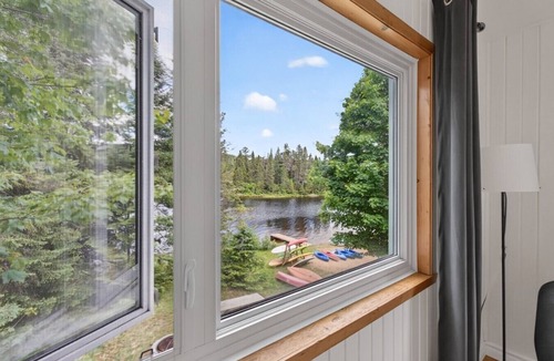 Saint Donat Ski Chalet | L`eau douce - Lumière naturelle en bord de lac