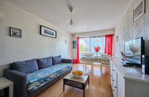 Courseulles-sur-Mer Apartment | L'Escale du Cap Horn - Appt 4p à 1km de la mer