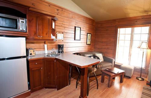 Ville-Marie Ski Chalet | La Bannik