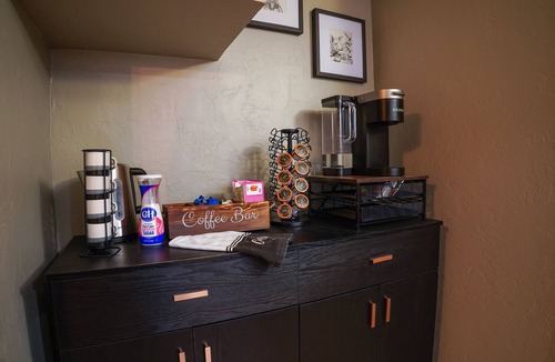 Guthrie House | La Casa Zia - cozy home within walking distance of historic downtown Guthrie.