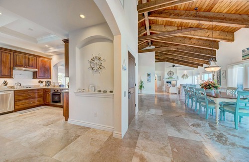 Stuart Villa | La Dolce Vita: Big Beach House w/elevator & heated pool! DIRECTLY ON BEACH