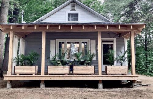 Rawdon Ski Chalet | La Petite Maison