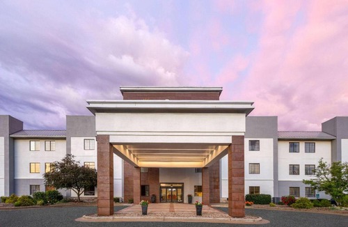 Kokomo Hotel | La Quinta by Wyndham Kokomo