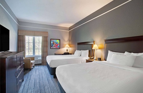 Tillmans Corner Hotel | La Quinta by Wyndham Mobile - Tillman's Corner