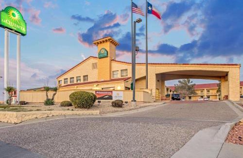 Biggs Field Hotel | La Quinta Inn by Wyndham El Paso Cielo Vista