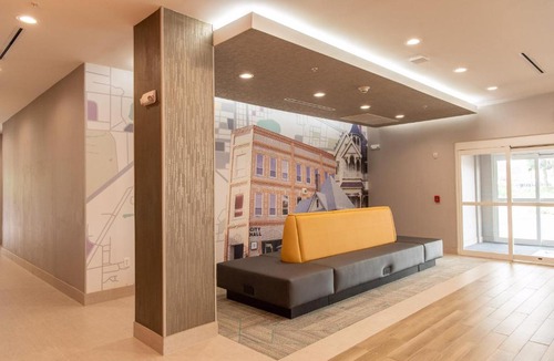 Lake City Hotel | La Quinta Inn & Suites by Wyndham Lake City