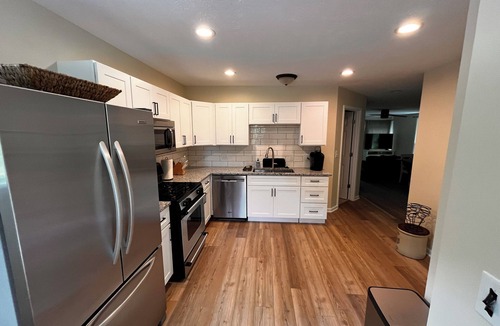 Noblesville House | Lake front 2 Bedroom