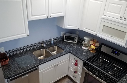 Burtchville House | LAKE HURON BEACH SUITE