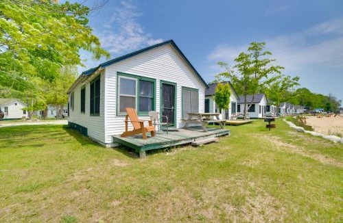 Cedarville House | Lake Huron Beachfront Cabin w/Free Boat Rentals