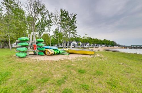 Cedarville House | Lake Huron Shoreline Gem: Free Boats, Sandy Beach!