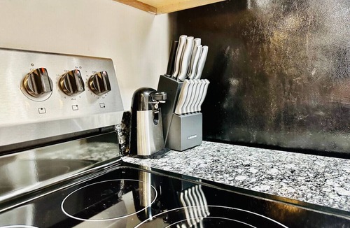 Wayne Apartment | Lake Living Speedway