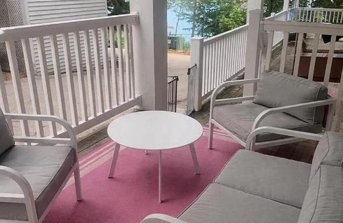 Elkhart Lake Apartment | Lake Walk Everywhere 3BR Elkhart Beach Resort