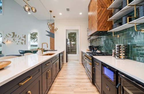 Lake Hamilton House | Lakefront | Boat Slip | Heated Pool | Luxury Home