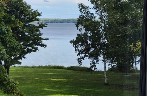 McMillan House | Lakefront Cabin Retreat on Big Manistique Lake