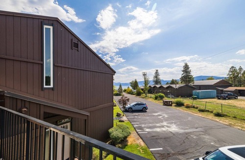 Lake Forest Villa | Lakefront Complex Townhouse - St. Francis #38