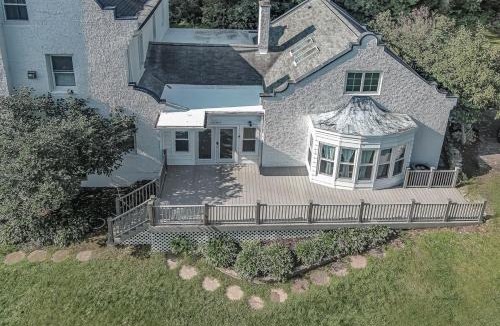 Green Lake House | Lakefront estate with breathtaking views and pier!
