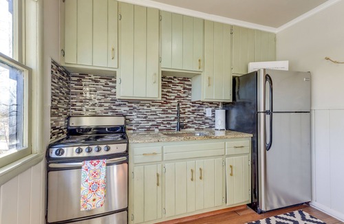 Tia Juana Cabin | Lakefront Eucha Escape w/Views & Boat Slip!