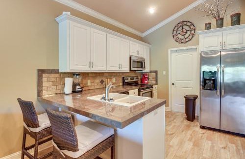Mid America House | Lakefront Gem w/Boat Dock! 6 Mi to Hot Springs NP