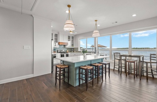 Indian Shores House | Lakefront Getaway w/Hot Tub, Kayaks & Spacious Deck