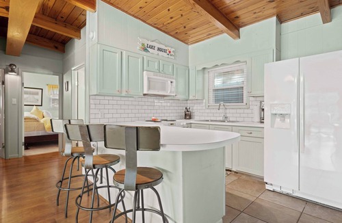 Mid America House | Lakefront Home w/Dock: 10 Mi to Central Ave!