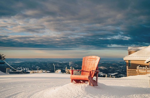 Lac Superieur Village Condo | Lakefront & Mountain View - 1 Bedroom Resort Suite