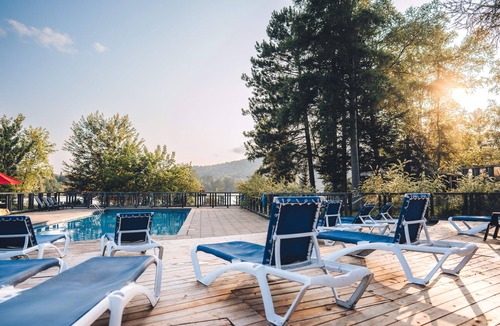 Lac Superieur Village Condo | Lakefront & Mountain View - 1 Bedroom Resort Suite