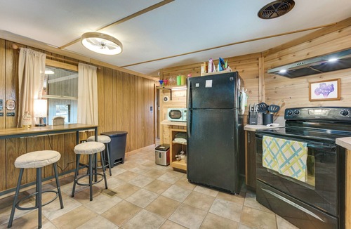 Palo Pinto House | Lakefront Palo Pinto Retreat, Perfect Fishing Spot
