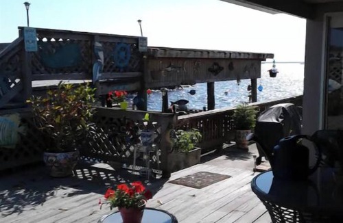 Poinsett Shores House | Lakefront/scenic views/boating/Wildlife/Gators/fishing fun!