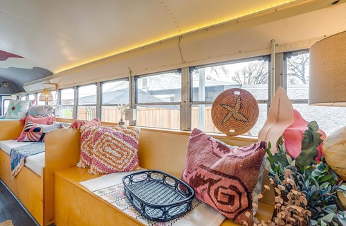 Dennis House | Lakefront Skoolie with Private Bathhouse & Kayaks