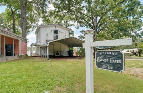 Jefferson House | 'Lakeside Haven' w/Deck & Views in Jefferson!