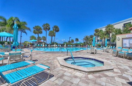 Sunset Beach House | Land's End 6-301 Beach Front