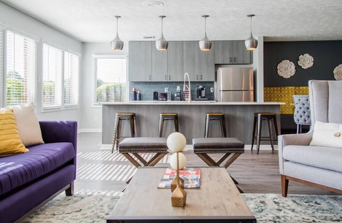 Indianapolis Apartment | Landing at Lake Castleton - 2 Bedrooms in I 69/Fall Creek