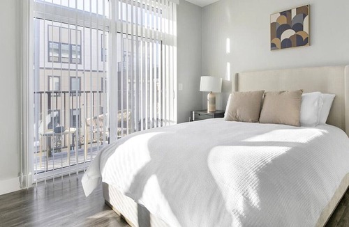 Roselawn Finance Apartment | Landing at The Red Apartments - Studio in Madisonville