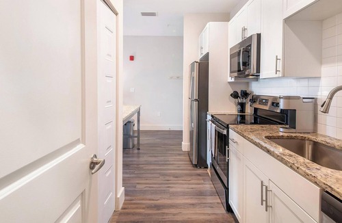 Florida Center Apartment | Landing | Beautiful 1BD, Gym, Game Room
