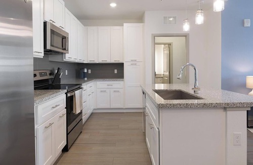 Apopka Apartment | Landing | Beautiful 2BD, Clubhouse, Gym