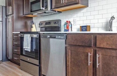 McCordsville Apartment | Landing | Chic 1BD, Gym, Pool