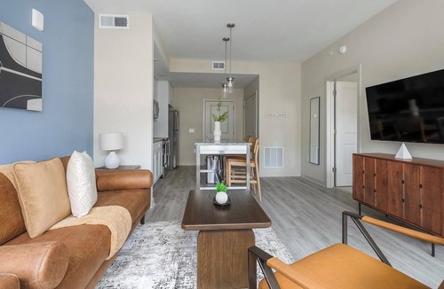 Daytona Beach Apartment | Landing | Chic 1BD, Courtyard, Gym