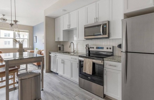 Daytona Beach Apartment | Landing | Chic 1BD, Courtyard, Gym