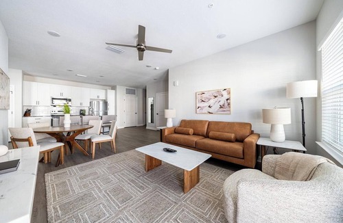 Port Malabar Apartment | Landing | Chic 2BD, Gym, Pool