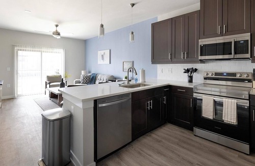 Corinth Apartment | Landing | Incredible 1BD, Gym, Pool