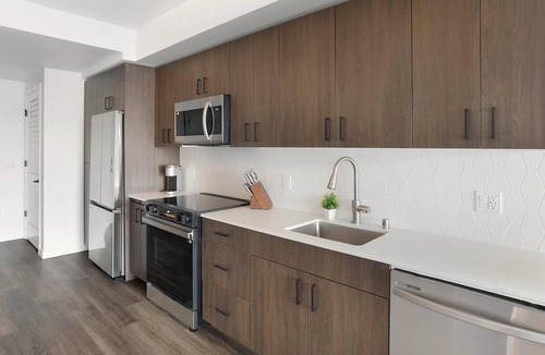 Crown Hill Apartment | Landing | Incredible 1BD, Gym