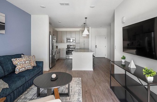 Ono Island Apartment | Landing | Modern 1BD, Gym, Clubhouse