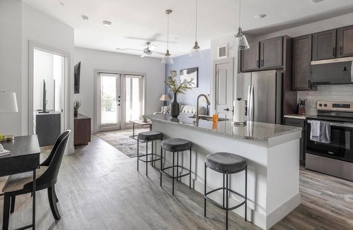 Corinth Apartment | Landing | Spectacular 1BD in Corinth