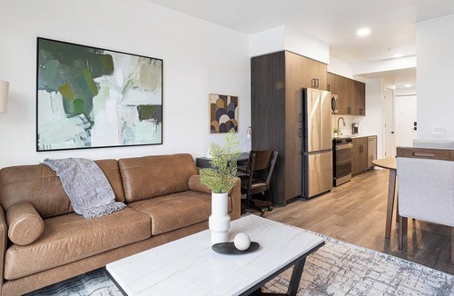 Crown Hill Apartment | Landing | Spectacular 1BD, Gym