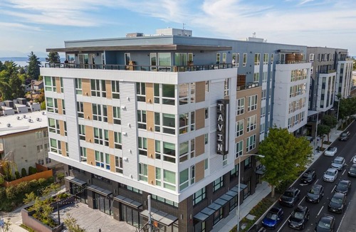 Crown Hill Apartment | Landing | Spectacular 1BD, Gym
