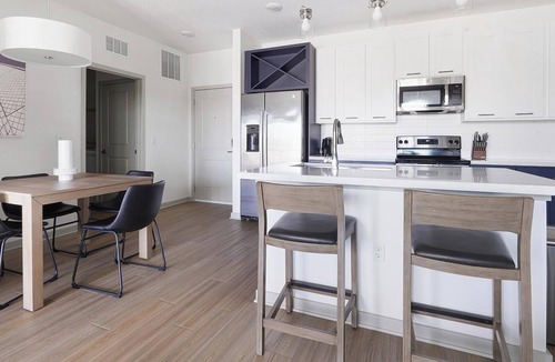 Apopka Apartment | Landing | Spectacular 2BD, Gym, Clubhouse
