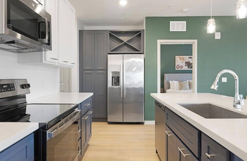Apopka Apartment | Landing | Spectacular 3BD, Clubhouse, Gym