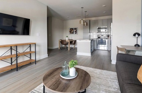 St. Johns Apartment | Landing | Stunning 1BD, Gym