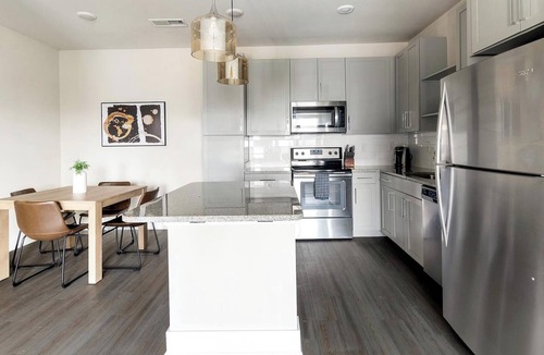 St. Johns Apartment | Landing | Stunning 1BD, Gym
